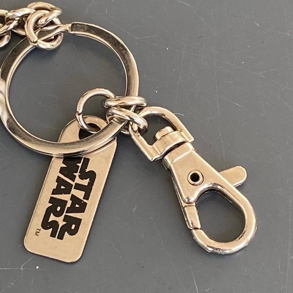 Disney Parks Star Wars Luke Skywalker Light-Up Lightsaber Green Keychain - Picture 4 of 5